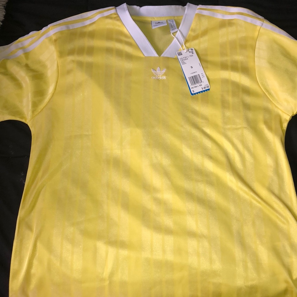 Adidas shirt